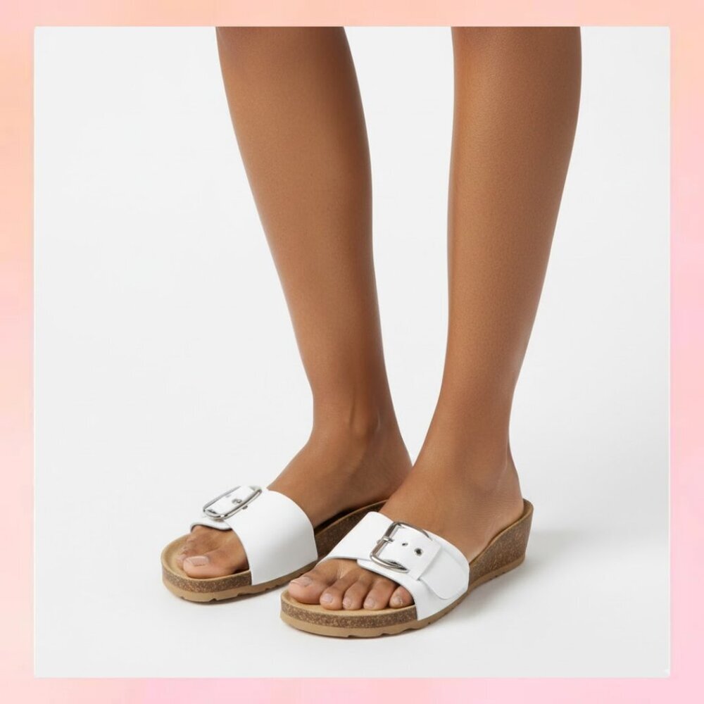 Tuscany by Easy Street 9.5 White Buckle Slide Sandals Cork Footbed